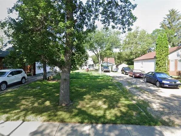 2610 Lindsay STREET, Regina, SK S4N 3E1