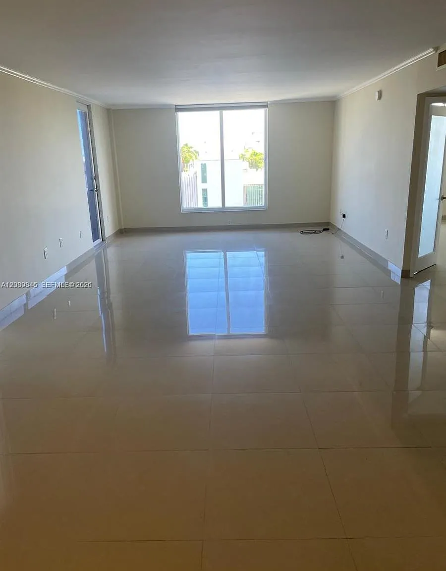 Island Pointe Condo — Photo 4