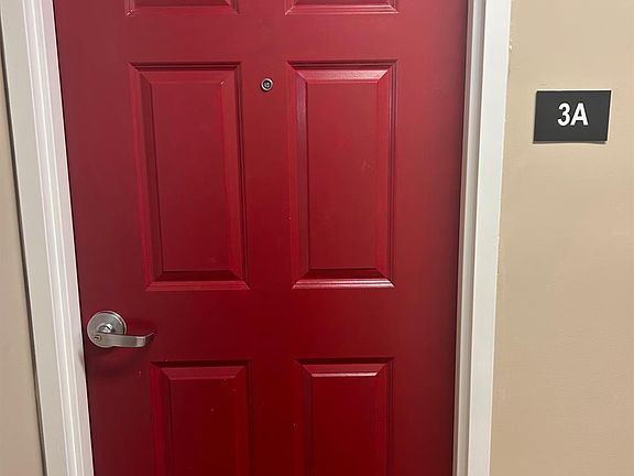 3rd image of 901 Jefferson St