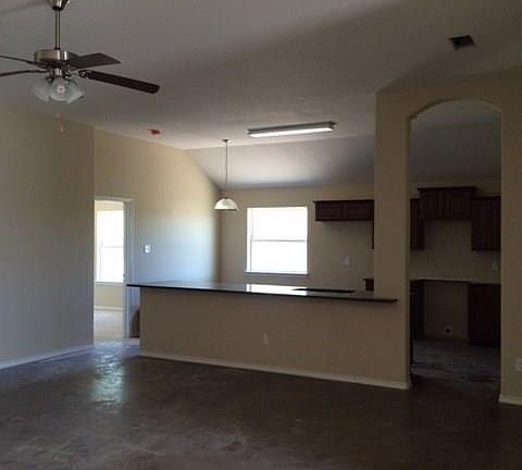 2nd image of 207 Dober St