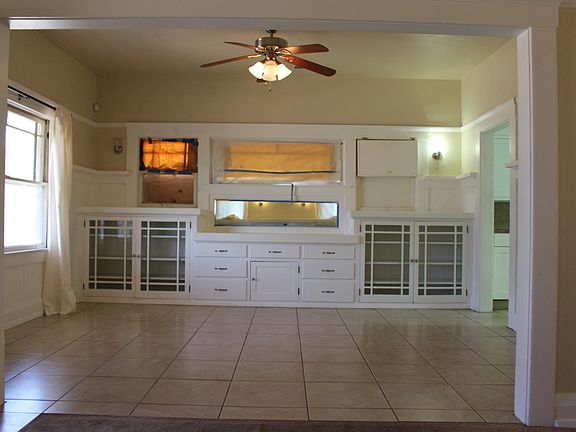3rd image of 451 N Calaveras St