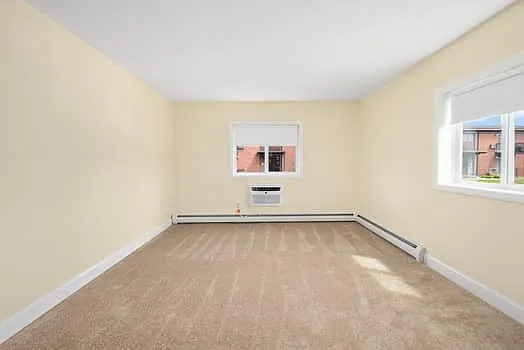 Parkway Cedarhurst Apartments — Photo 43