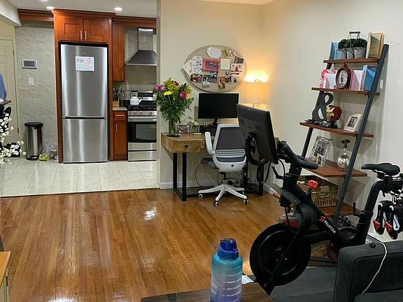 2nd image of 20-50 45th St #1R