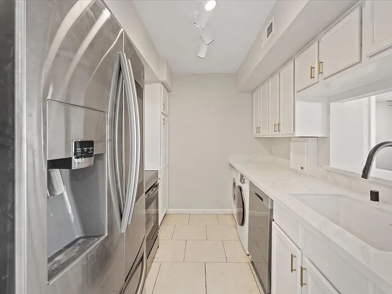 669 Oakmont Ave #3708 — Photo 3