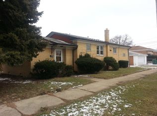 625 Memorial Dr, Calumet City, IL