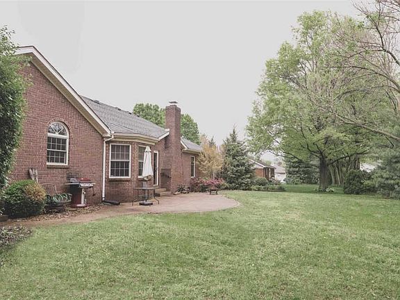 4th image of 4966 Tippecanoe Dr