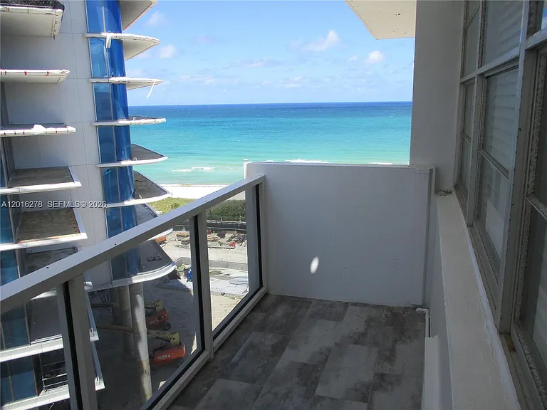 5313 Collins Ave #1111 — Photo 16
