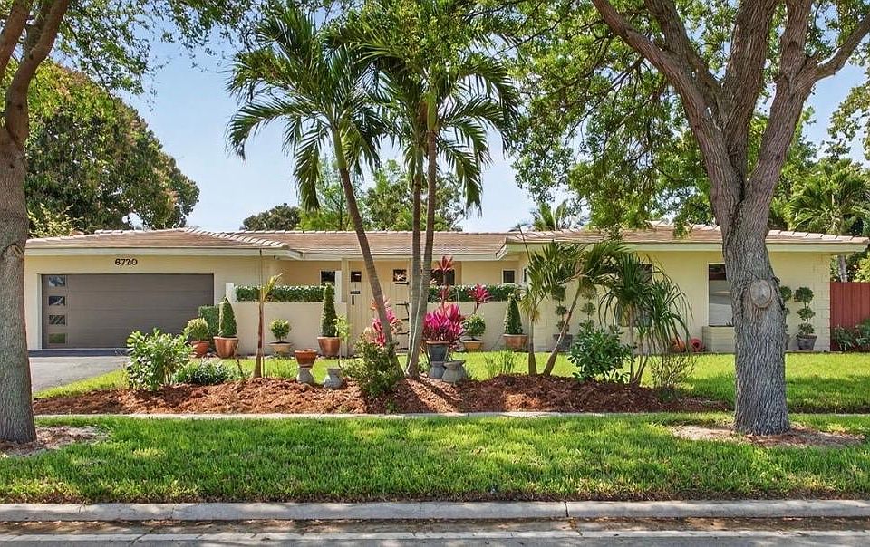 1st image of 6720 SW 7th Street