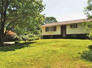 2 Frontier Rd, Saugerties, NY 12477
