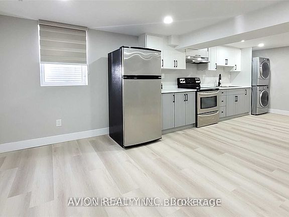 5th image of 3205 Anderson Cres #Basement