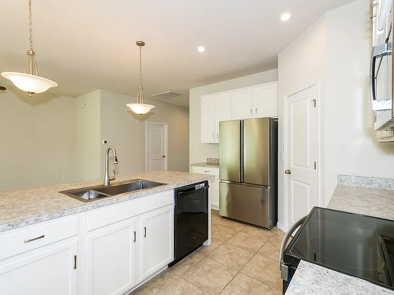 18424 Hunters Meadow Walk — Photo 7
