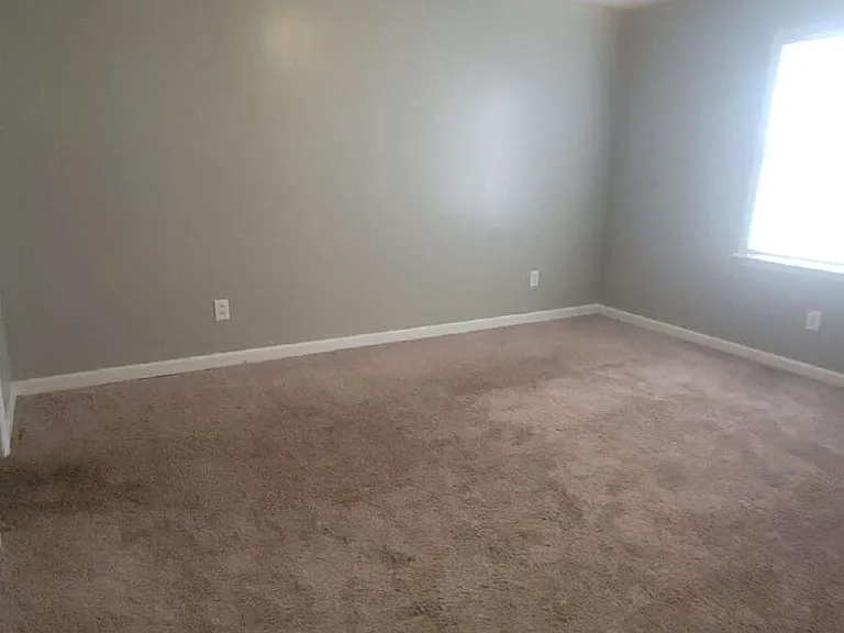 1502 Barrington Rd NW #B — Photo 15