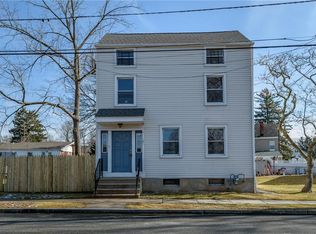 202 3rd St, Bordentown, NJ 08505