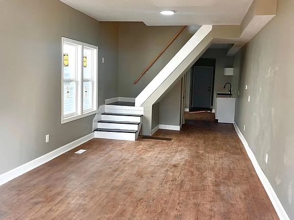 5th image of 247 N Randolph St #247