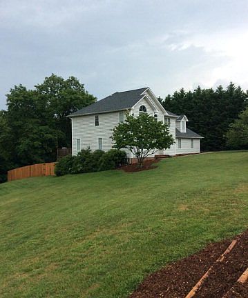 3rd image of 98 Somerset Pl