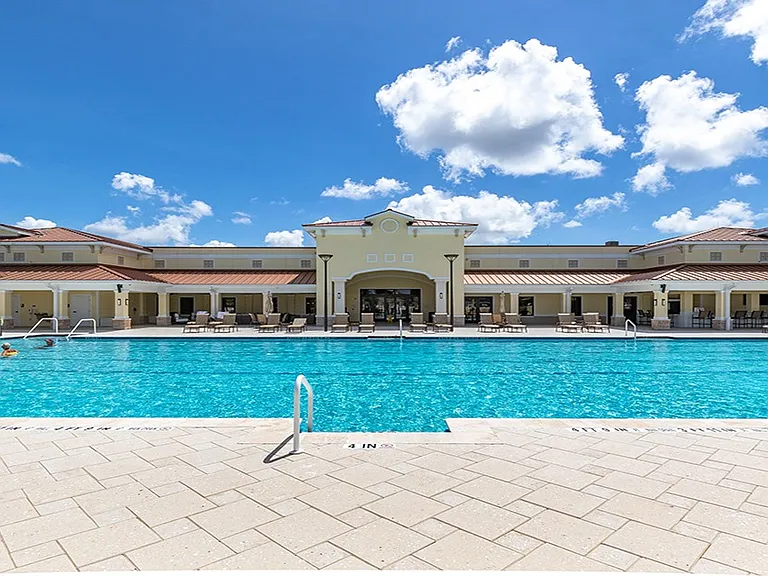 Paradise Pool