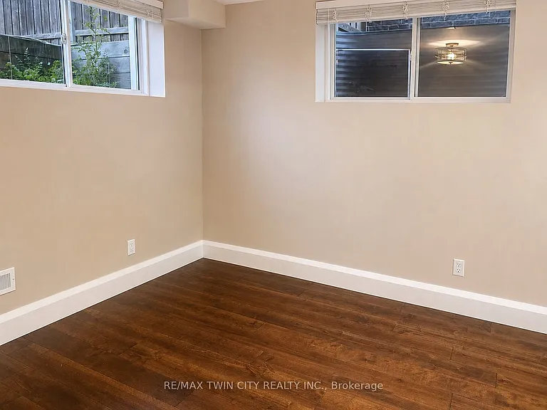 262 Sweet Gale St #BASEMENT — Photo 7