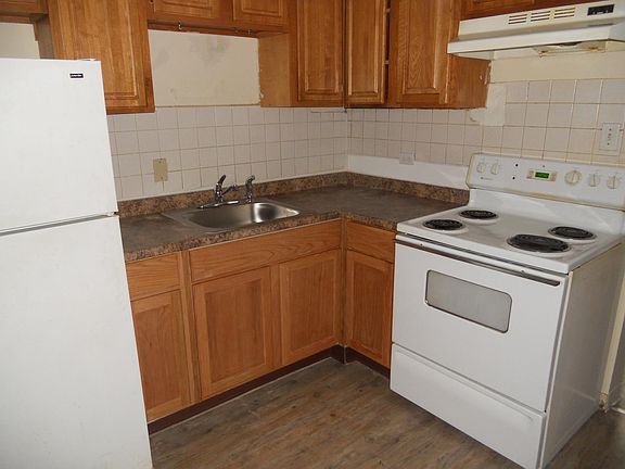 4th image of 425 Porter Ave APT 303