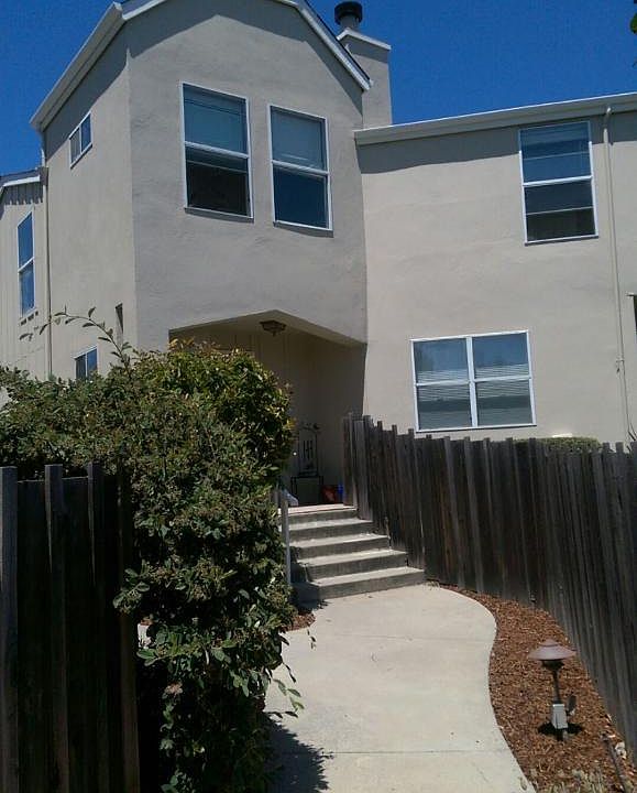1st image of 235 Miramar Dr