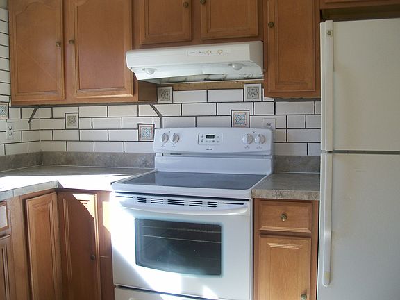 2nd image of 13343 Hungerford Pl