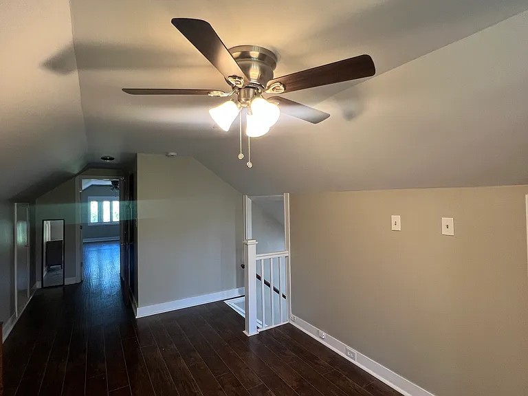 7248 Forsyth Blvd #B — Photo 8