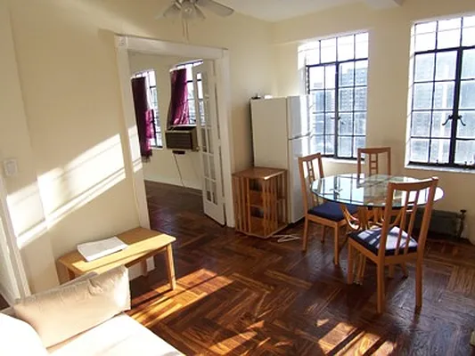 Rented by City Connections Realty | media 19