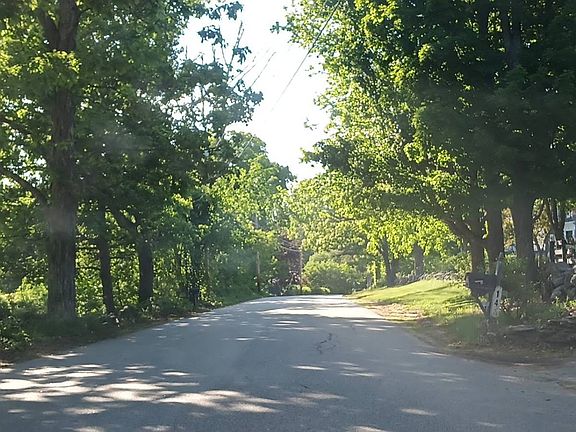 5th image of 144 South Rd