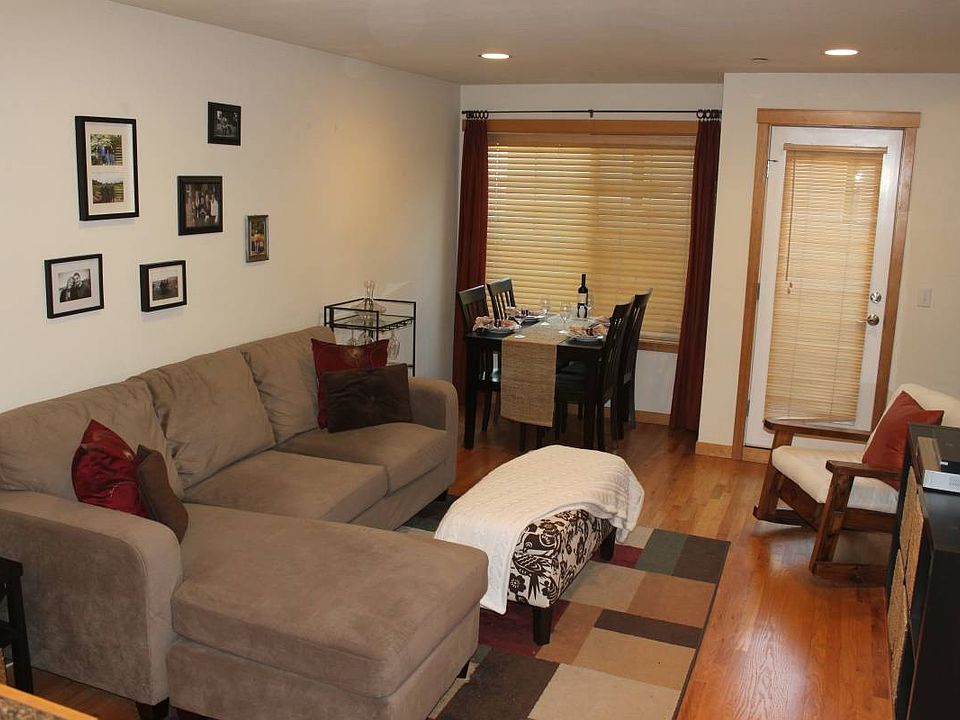 1st image of 4342 7th Ave NE APT C