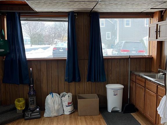4th image of 163 Paoli St #100A