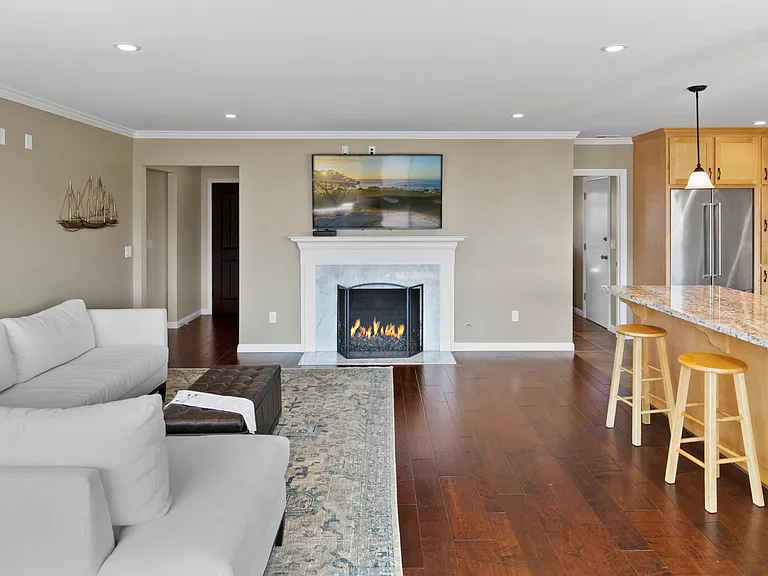 1036 Shell Ave — Photo 20