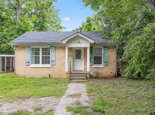 407 N Alta Vista Ave, Henderson, TX 75652