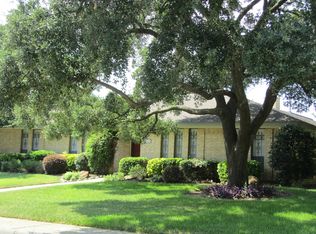 1302 Juniper Ln, Lewisville, TX 75077