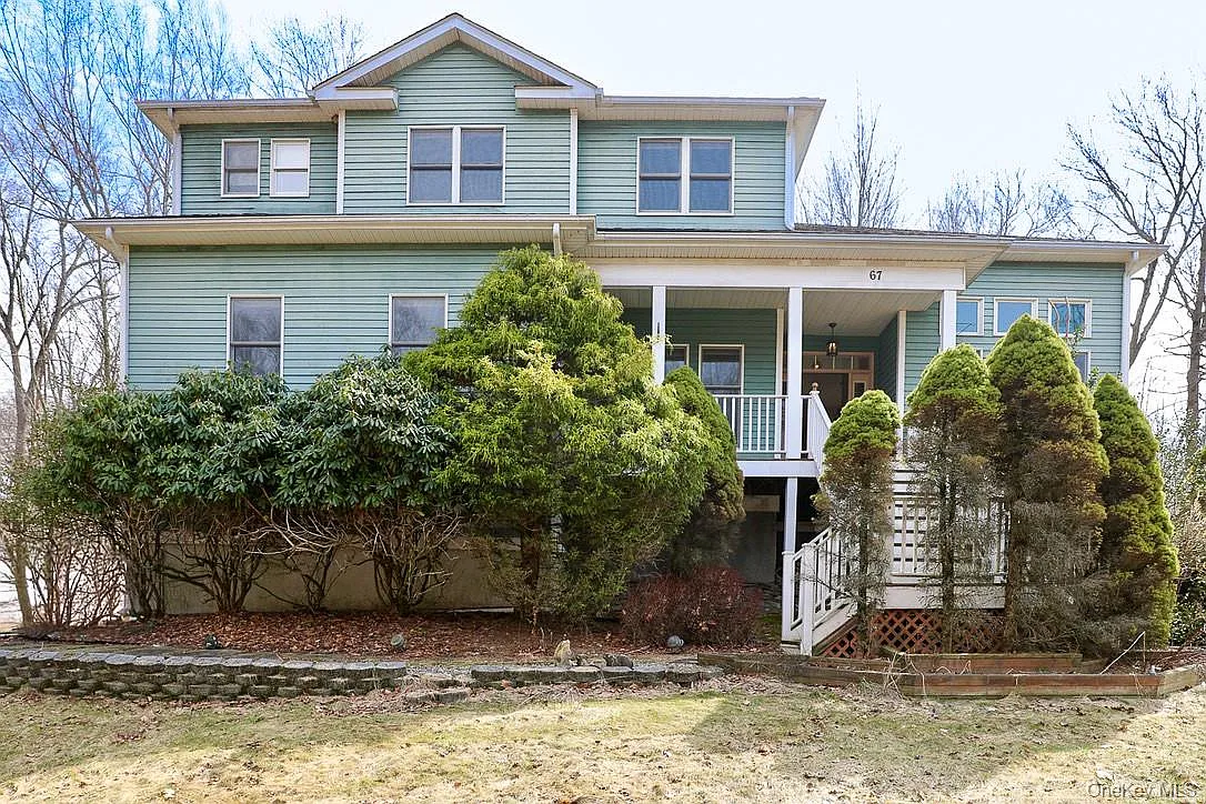 67 Bowe Lane photo 1