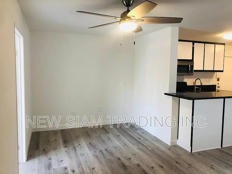 500 S Saint Andrews Pl #101 — Photo 4