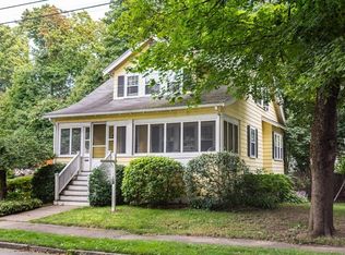 34 Kingston St, Reading, MA 01867