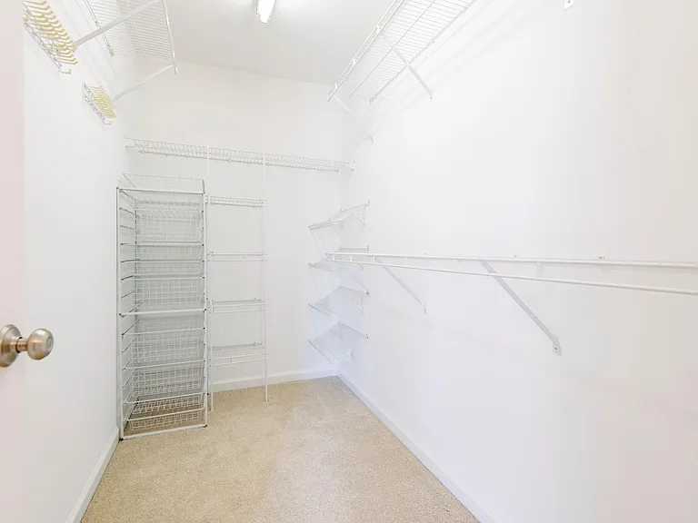 7000 Valerie Anne Dr — Photo 10