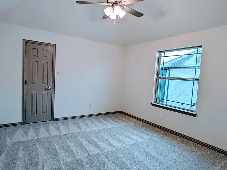 1813 Ordonez Dr — Photo 6