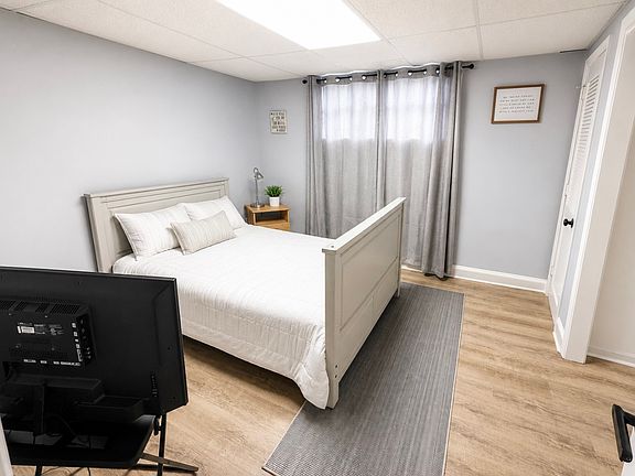4th image of 4491 Buckingham Cir #2