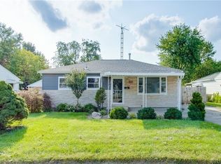 1691 Garwood Dr, Dayton, OH 45432