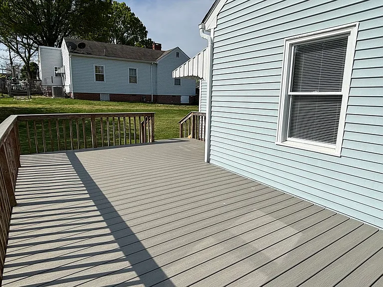 1310 Maple St — Photo 13