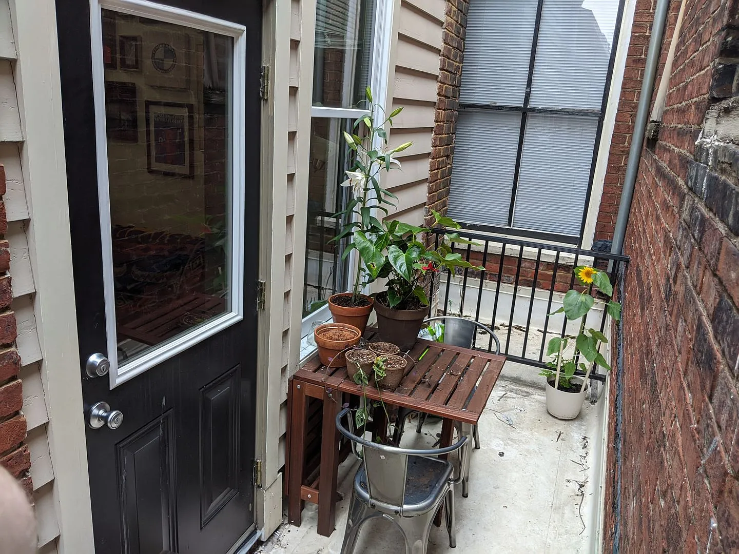 217 E Grace St — Photo 1