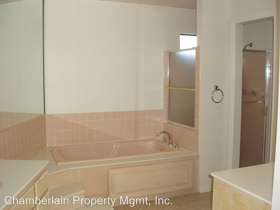 1st image of 3217 Avenida De Loyola