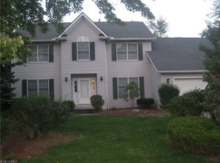 16664 Beech Cir, Strongsville, OH