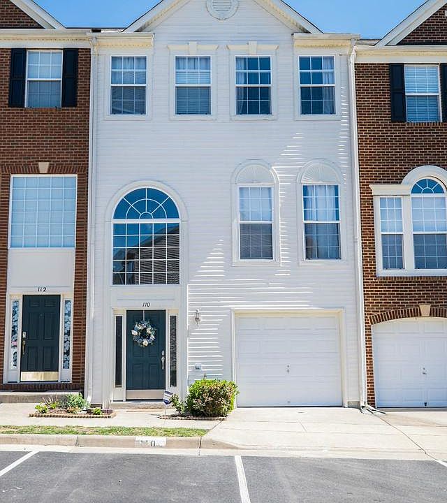 1st image of 110 Blossom Ln