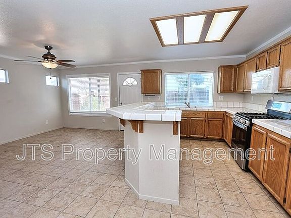 3rd image of 6620 Verandah Ct