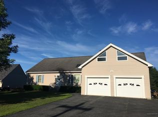 928 Essex St, Bangor, ME 04401