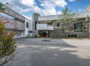 4 Piermont Rd, Rockleigh, NJ 07647