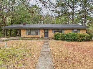 550 N Leak Street, Southern Pines, NC 28387