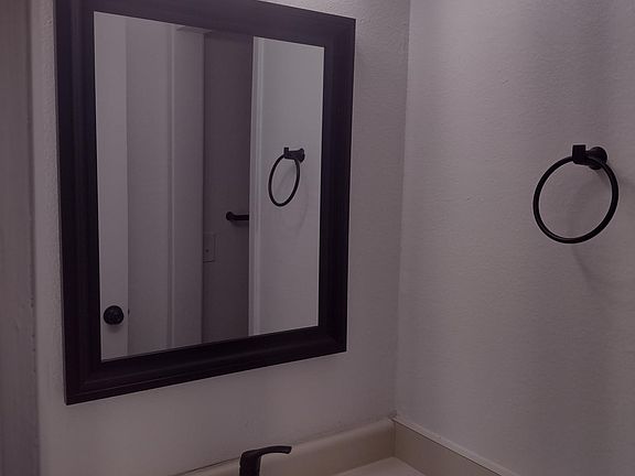 4th image of 1499 South Ave APT 113