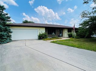 2707 G St, Amana, IA 52203